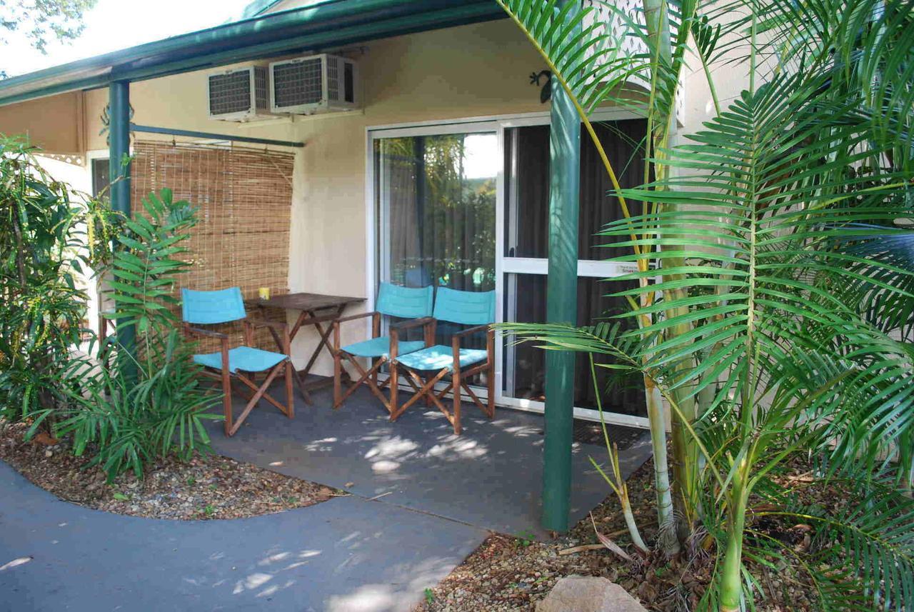 Rainforest Motel Mission Beach Exterior photo