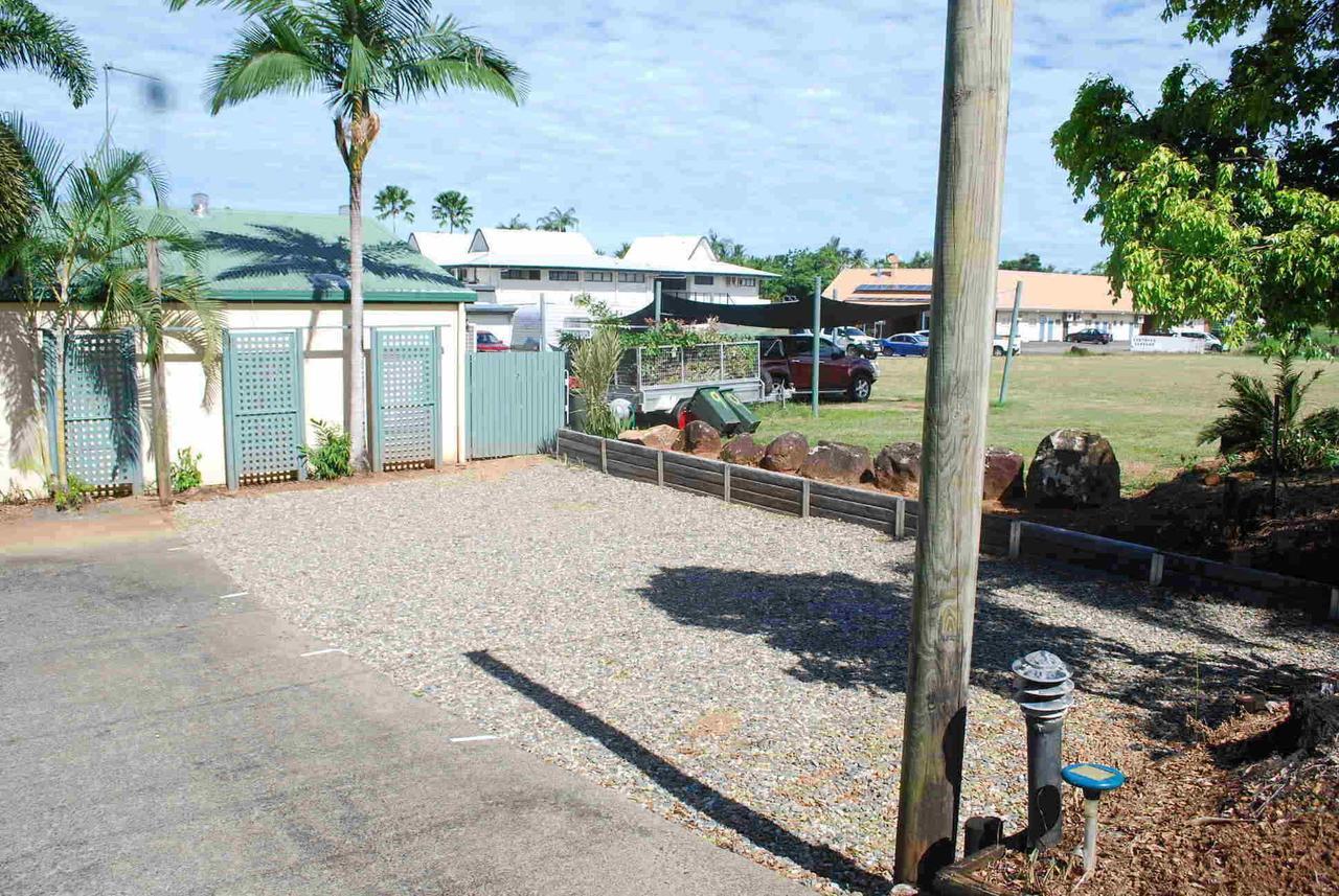 Rainforest Motel Mission Beach Exterior photo