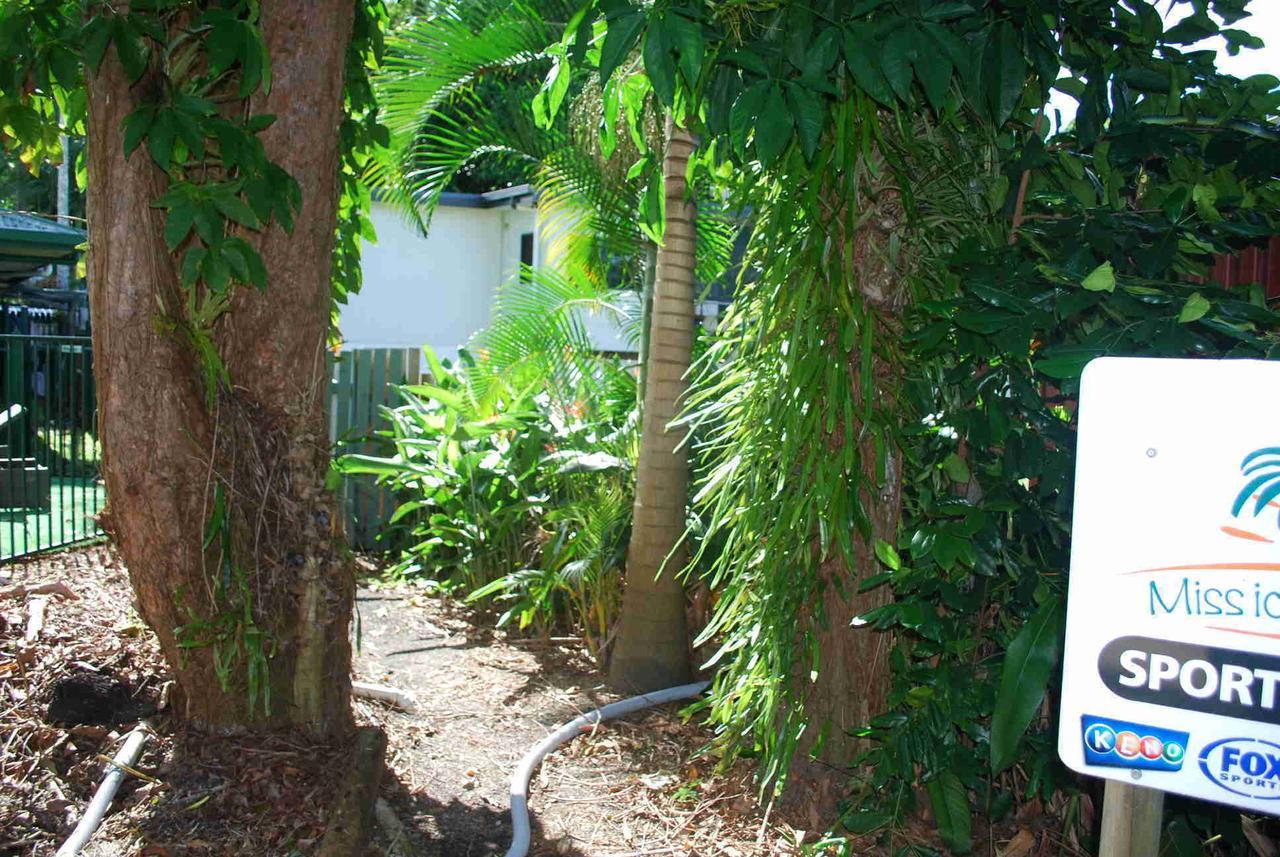 Rainforest Motel Mission Beach Exterior photo